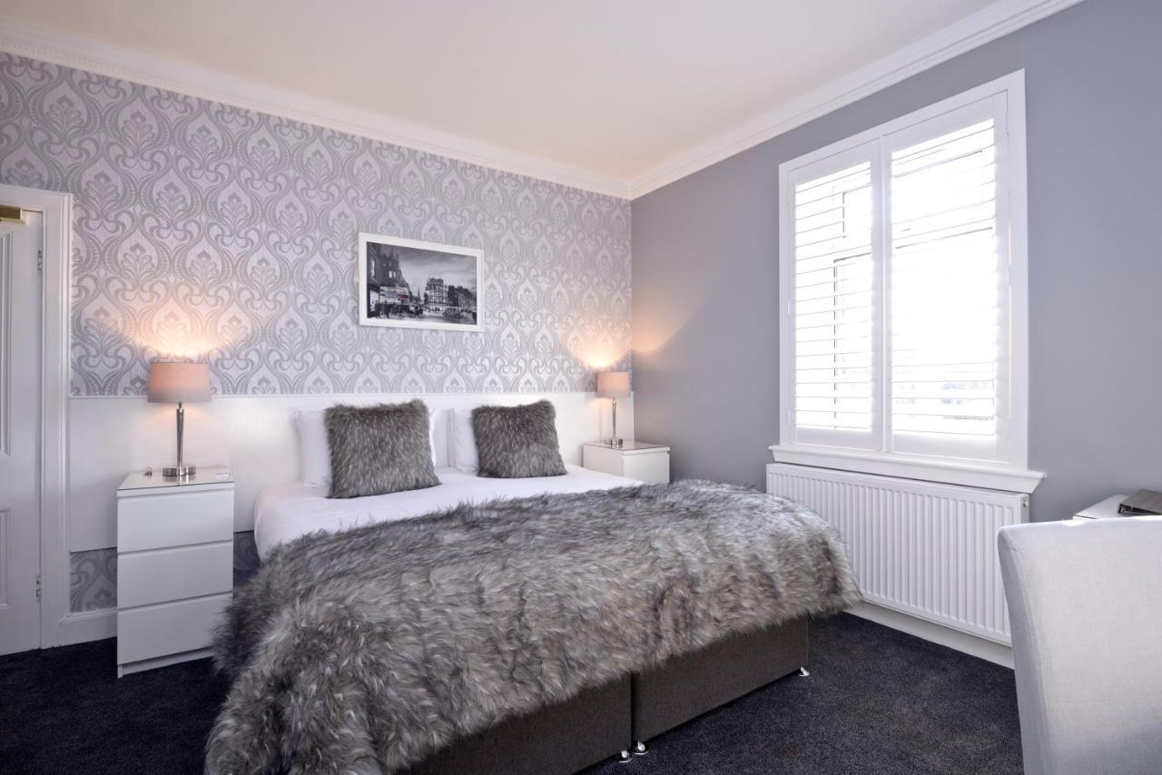 อัลฟ่า เกสท์เฮาส์ Bed & Breakfast เอดินบะระ ภายนอก รูปภาพ